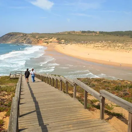 L40 & Pool- Vale Da Telha,