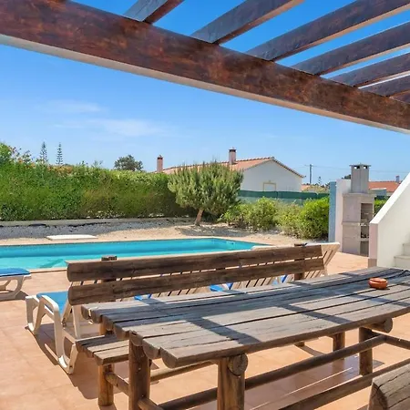 L40 & Pool- Vale Da Telha, *