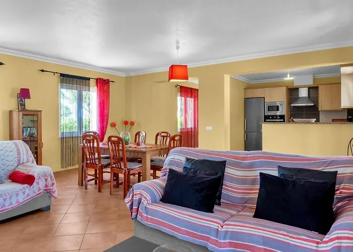 L40 & Pool- Vale Da Telha, *