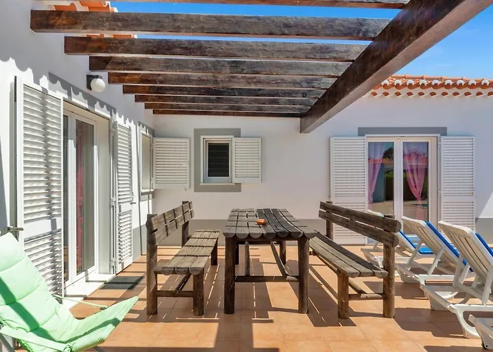 ヴィラ L40 & Pool- Vale Da Telha, アルジェズール